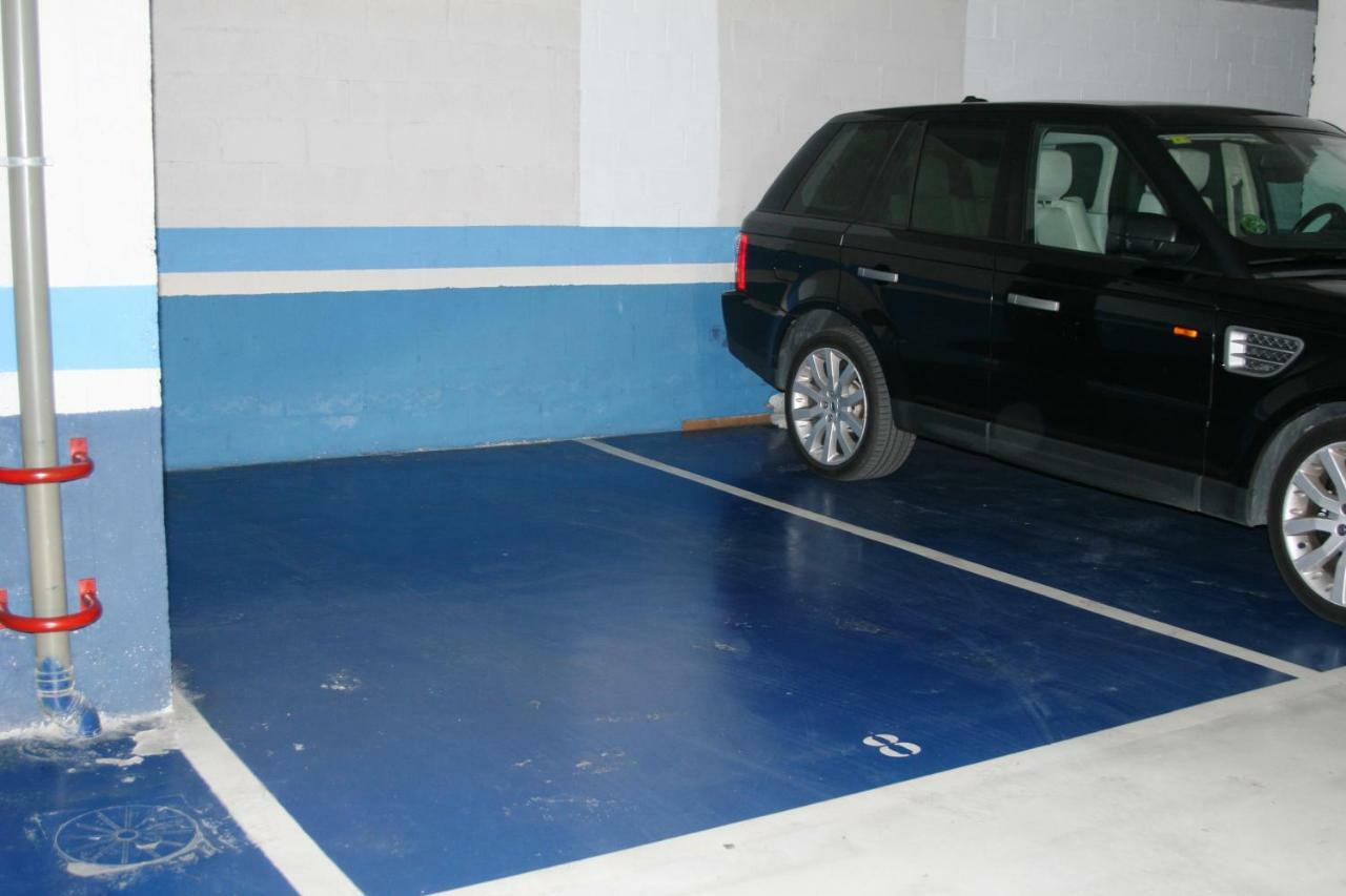 Apartamento Malaga Centro Y Playa-Parking Luaran gambar