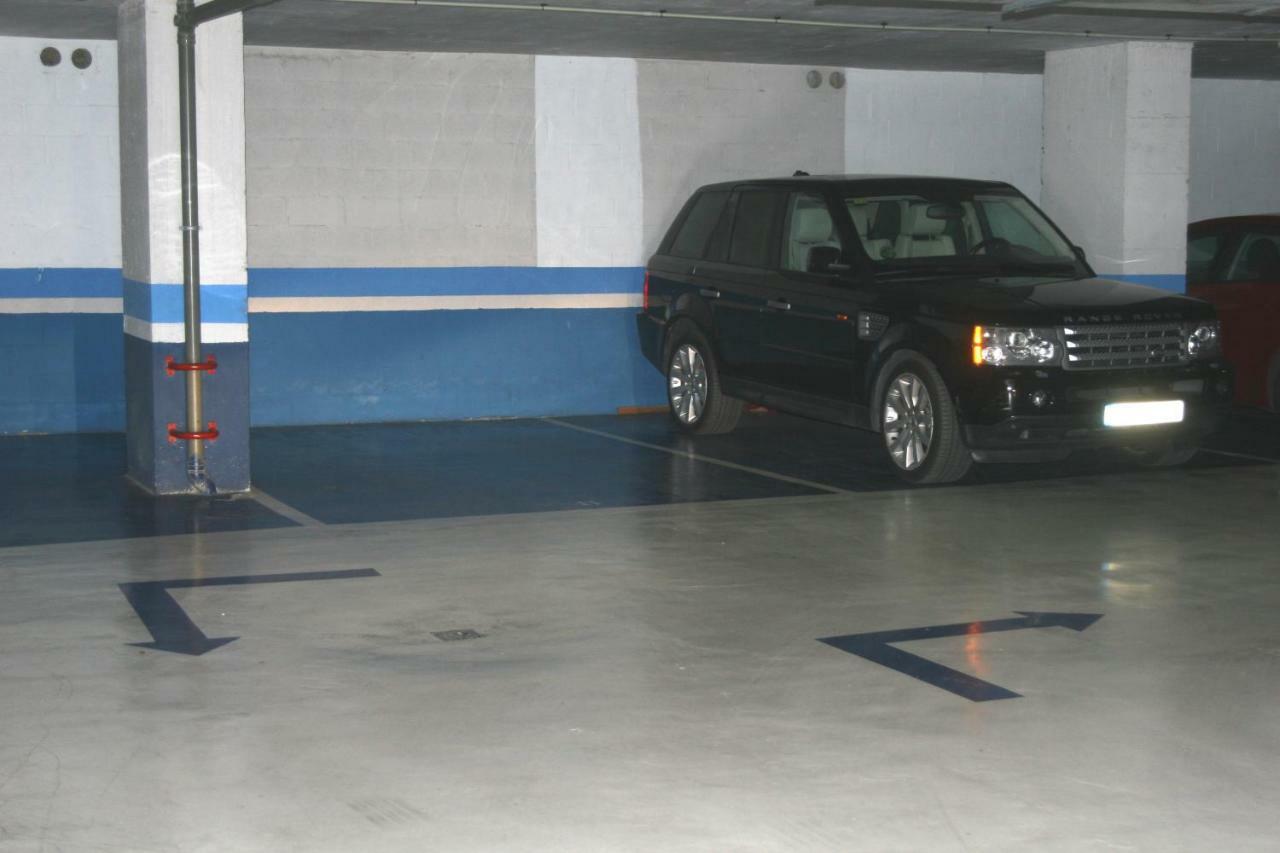 Apartamento Malaga Centro Y Playa-Parking Luaran gambar