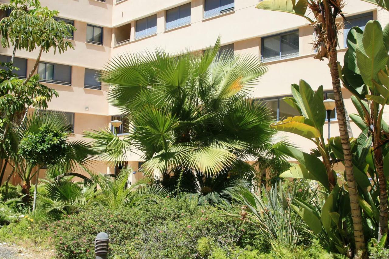 Apartamento Malaga Centro Y Playa-Parking Luaran gambar